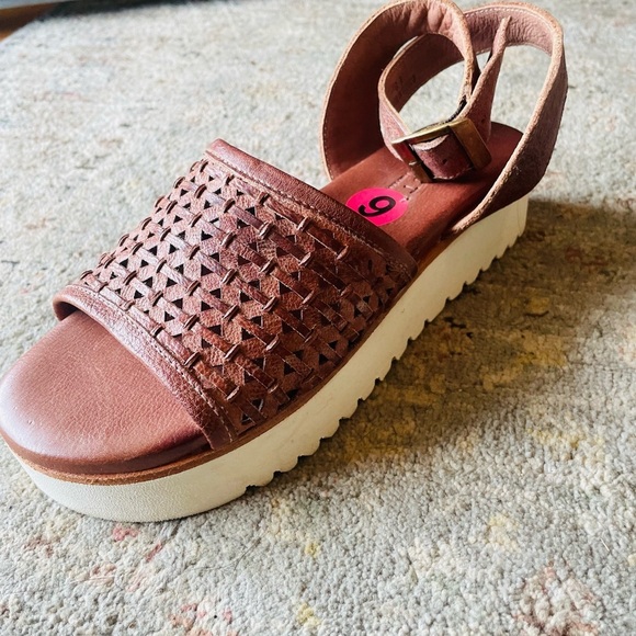 BED|STU Brown Woven Leather Sandals - Picture 5 of 8